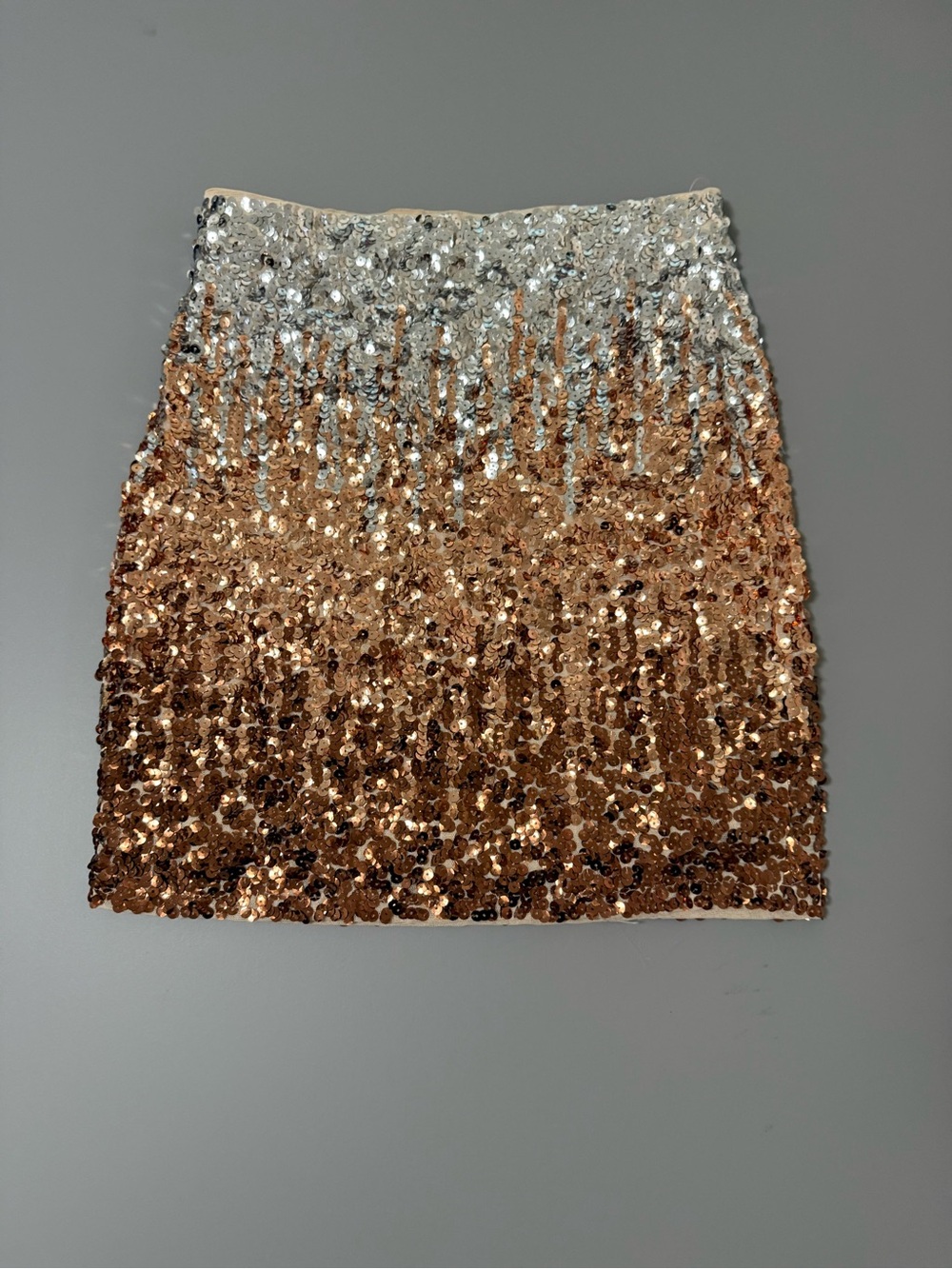 MANER Sequin Ombré  bodycon stretchy Mini Skirt woman’s size  medium. Q14